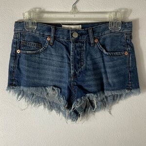 Free People We The‎ Free Blue Jean Frayed Cutoff shorts Sz 24